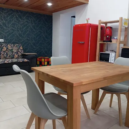 Chiaja Corner 4*